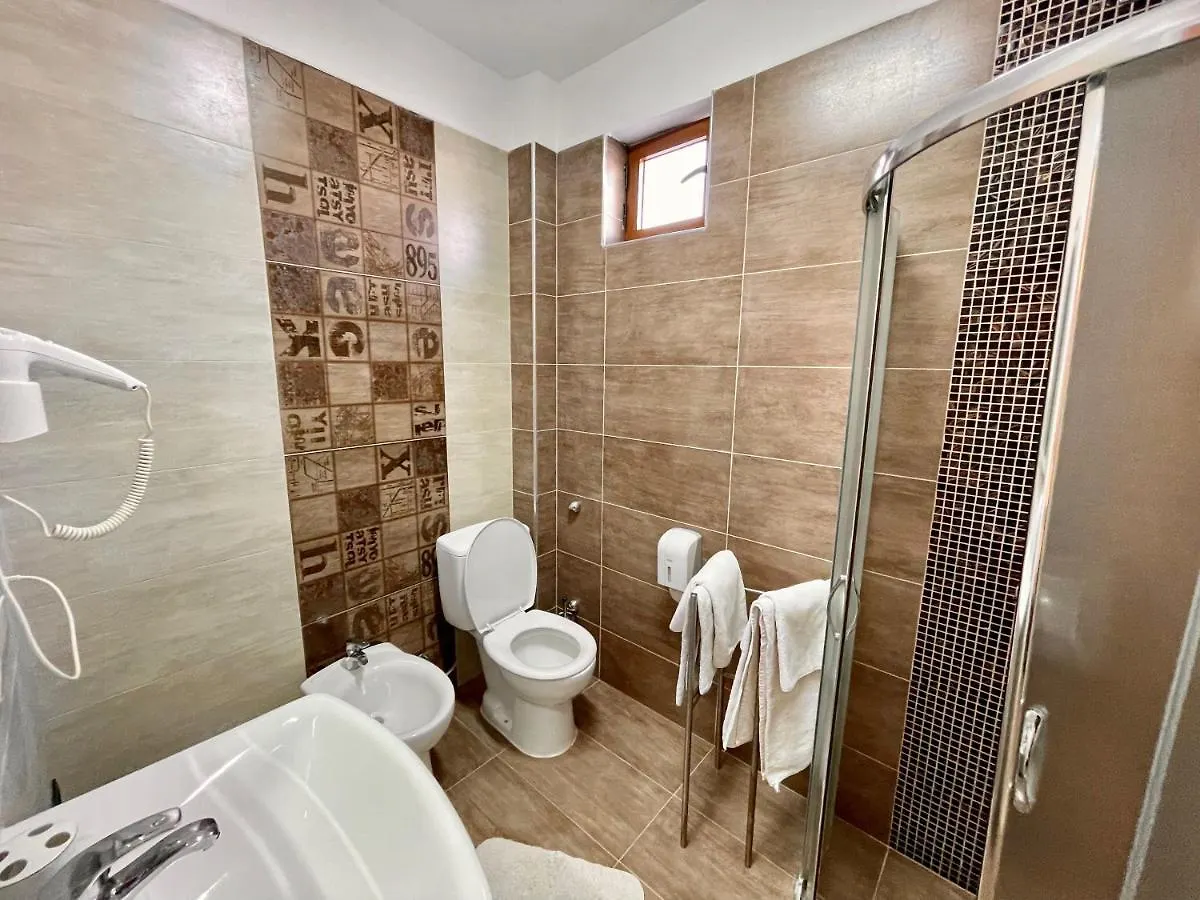 Vila Ada Hotel Tirana Albânia