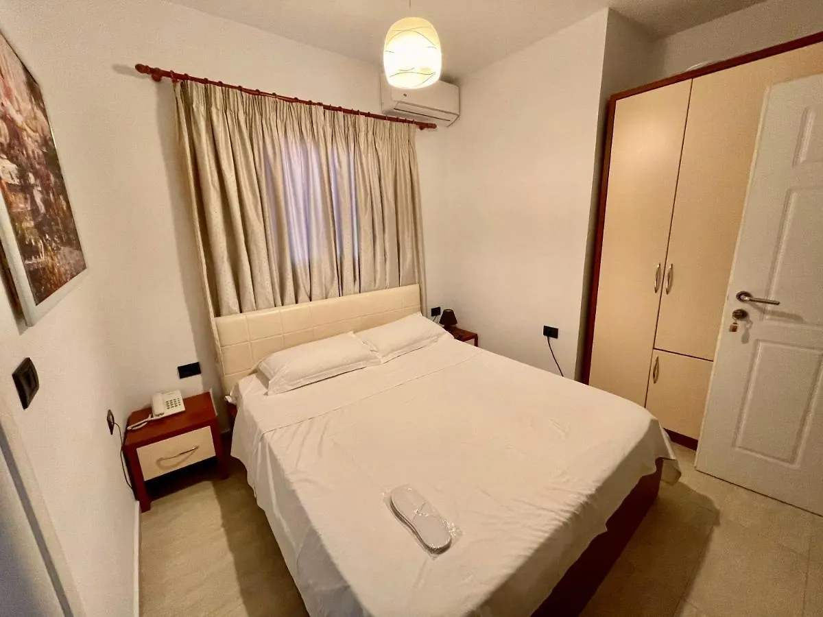 Vila Ada Hotel Tirana 3*,  Albanien