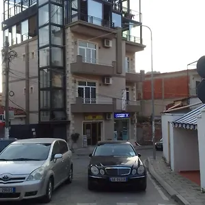Italia 3* Tirana